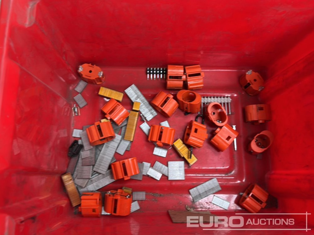 Box Of Paslode Nail Gun Battery Chargers - Trang thiết bị xưởng: hình 4 Box Of Paslode Nail Gun Battery Chargers - Trang thiết bị xưởng: hình 4