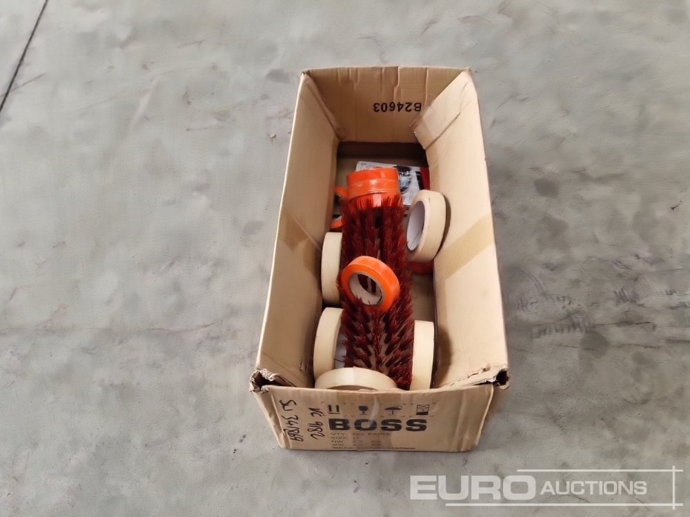 Box of Makita Jigsaw Blades, Brush Head, Masking Tape, Insulating Tape - Trang thiết bị xưởng: hình 2 Box of Makita Jigsaw Blades, Brush Head, Masking Tape, Insulating Tape - Trang thiết bị xưởng: hình 2