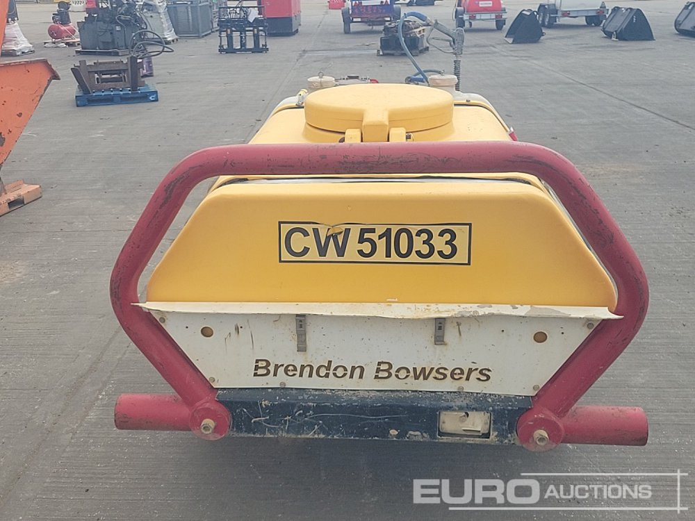 Brendon Bowsers Single Axle Plastic Water Bowser, Yanmar Pressure Washer - Máy phun rửa áp lực: hình 4 Brendon Bowsers Single Axle Plastic Water Bowser, Yanmar Pressure Washer - Máy phun rửa áp lực: hình 4