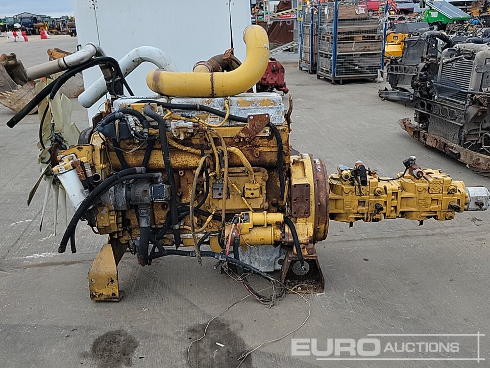CAT 3 Cylinder Engine, Pump, Pump, Pump - Động cơ: hình 2 CAT 3 Cylinder Engine, Pump, Pump, Pump - Động cơ: hình 2