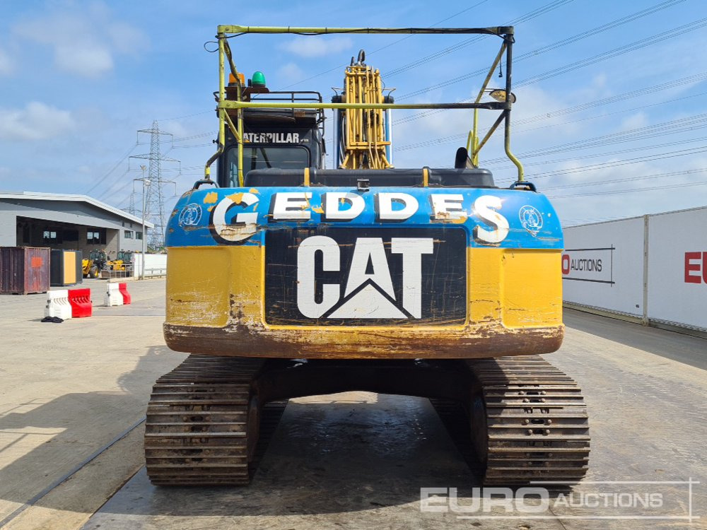 CAT 320D - Máy xúc bánh xích: hình 4 CAT 320D - Máy xúc bánh xích: hình 4