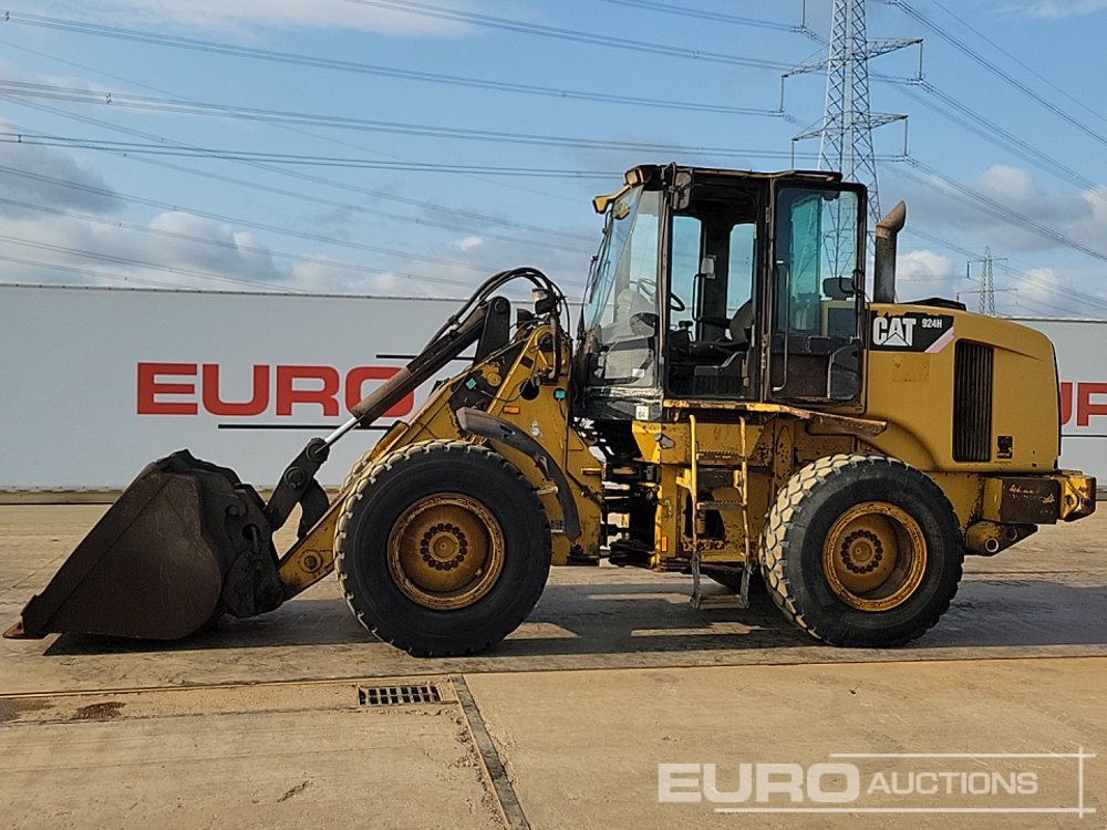 CAT 924H - Máy xúc lật bánh lốp: hình 2 CAT 924H - Máy xúc lật bánh lốp: hình 2