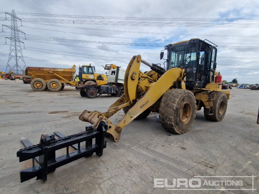 CAT 930M - Máy xúc lật bánh lốp: hình 1 CAT 930M - Máy xúc lật bánh lốp: hình 1