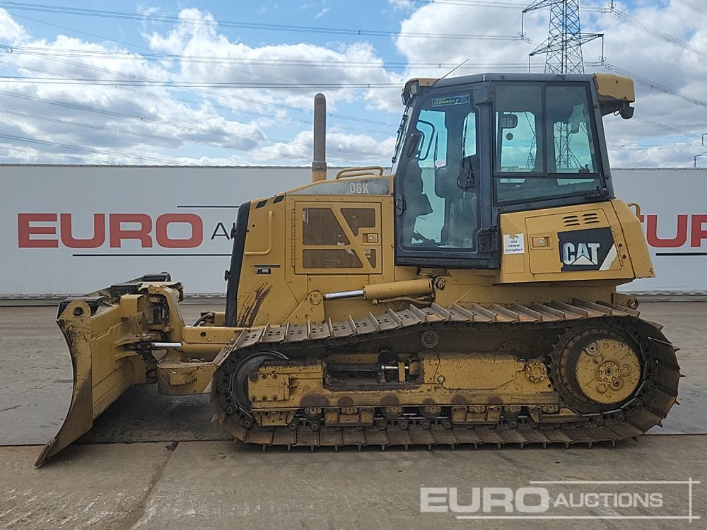 CAT D6K LGP - Máy ủi: hình 2 CAT D6K LGP - Máy ủi: hình 2