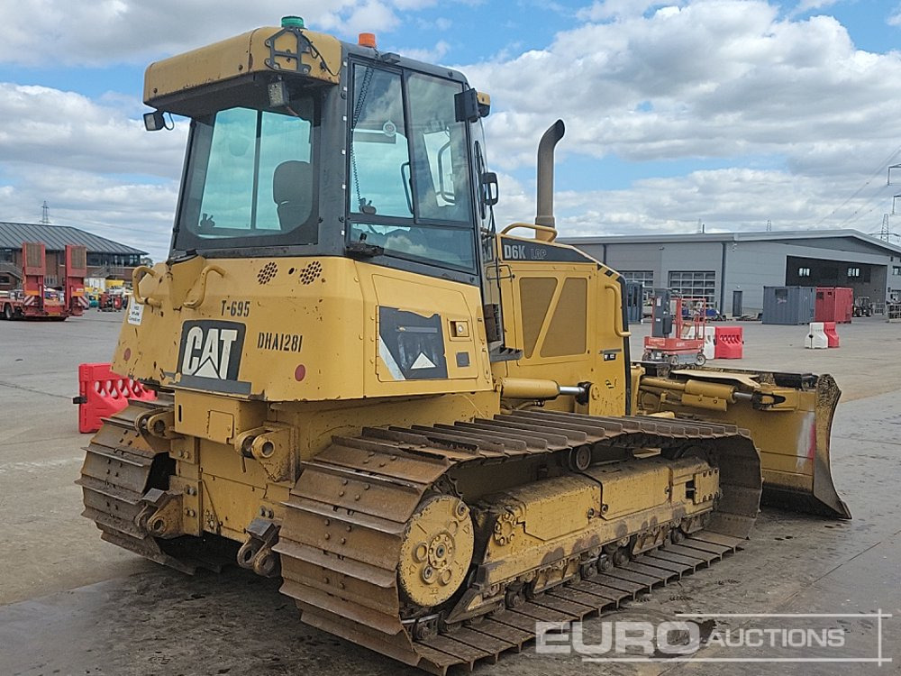 CAT D6K LGP - Máy ủi: hình 5 CAT D6K LGP - Máy ủi: hình 5