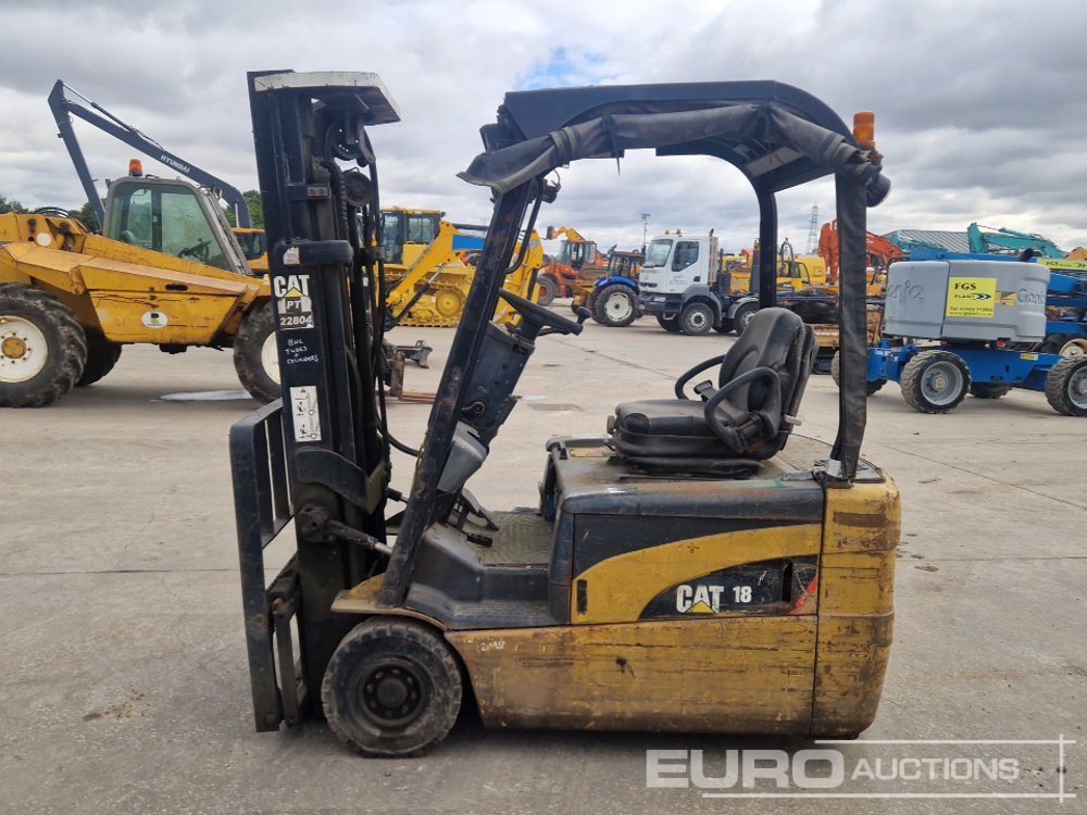 CAT EP18NT - Xe nâng điện: hình 2 CAT EP18NT - Xe nâng điện: hình 2