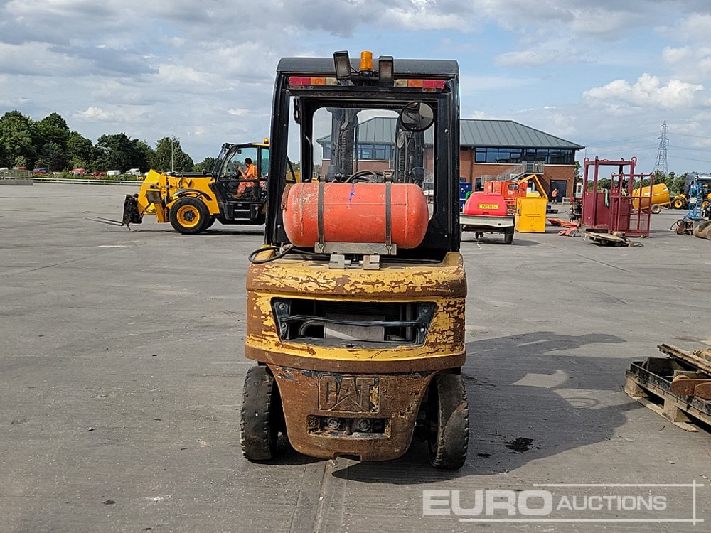 CAT GP20N - Xe nâng gas: hình 4 CAT GP20N - Xe nâng gas: hình 4