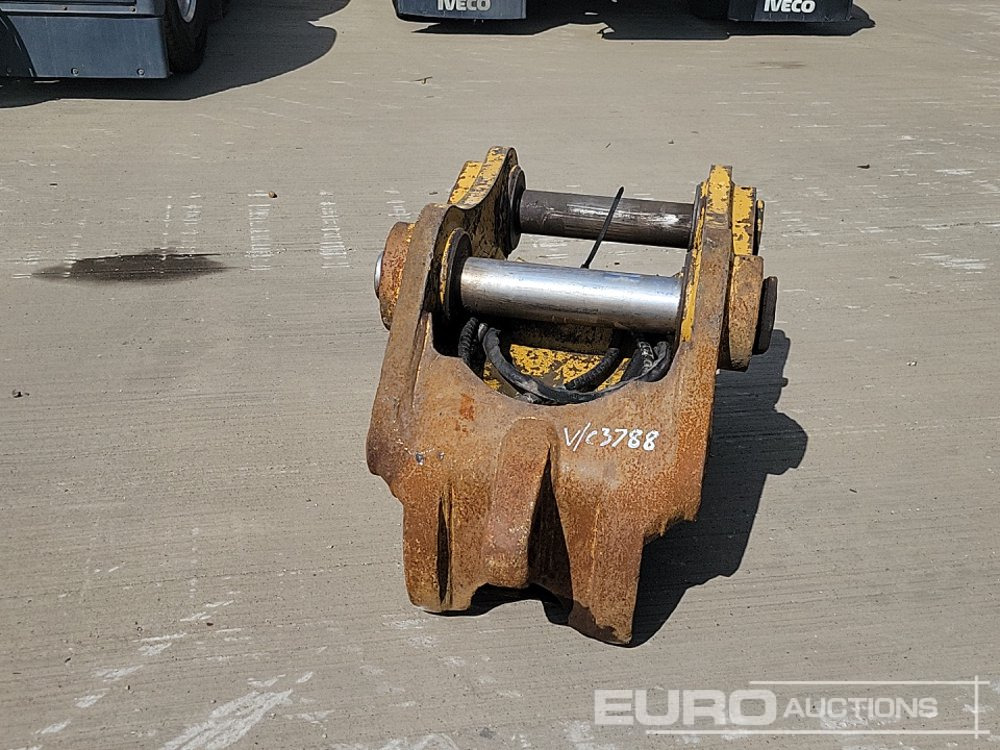 CAT Hydraulic Double Lock QH 80mm Pin to suit 20 Ton Excavator - Bộ ghép nhanh: hình 4 CAT Hydraulic Double Lock QH 80mm Pin to suit 20 Ton Excavator - Bộ ghép nhanh: hình 4