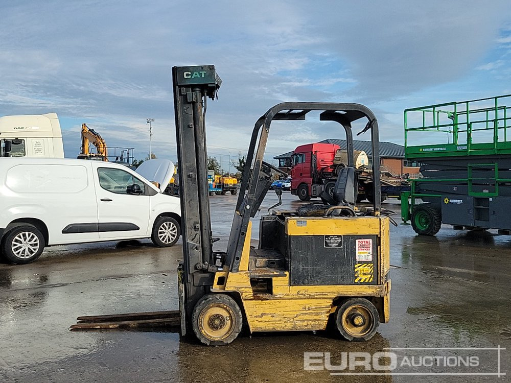 CAT M40D - Xe nâng: hình 2 CAT M40D - Xe nâng: hình 2