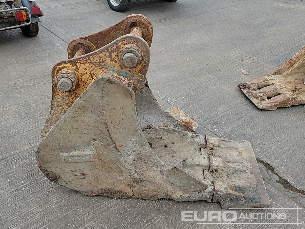 Gầu Case 24" Digging Bucket 65mm Pin to suit 13 Ton Excavator: hình 6 Gầu Case 24" Digging Bucket 65mm Pin to suit 13 Ton Excavator: hình 6