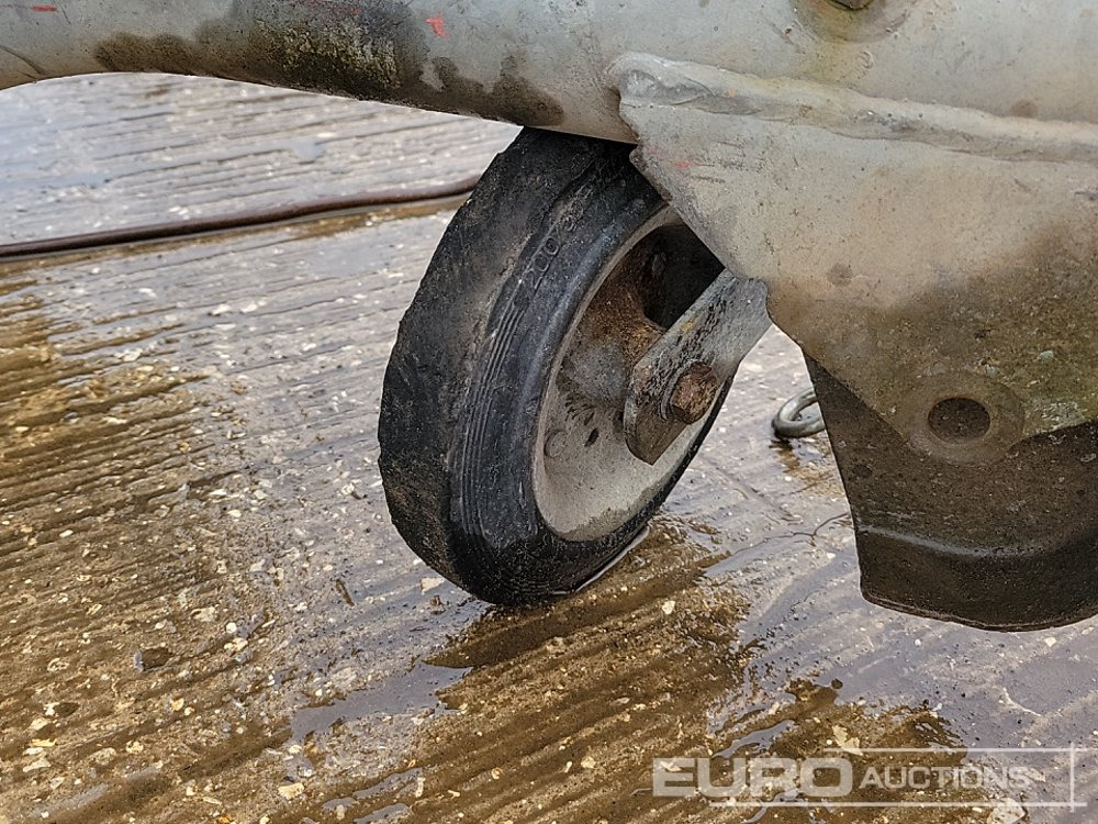 Máy nén khí Compair Single Axle Compressor: hình 9 Máy nén khí Compair Single Axle Compressor: hình 9