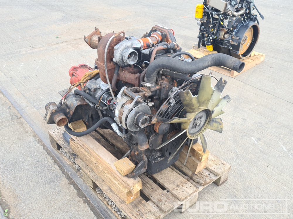 Cummins 4 Cylinder Engine, Pump - Động cơ: hình 3 Cummins 4 Cylinder Engine, Pump - Động cơ: hình 3
