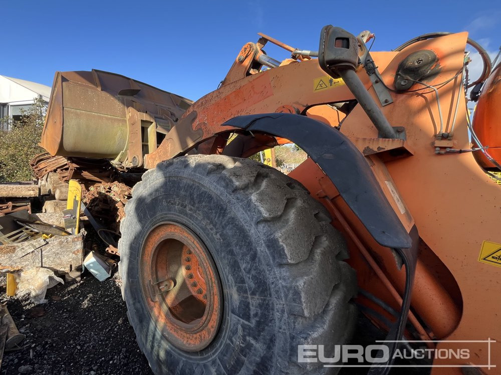 Doosan DL400 - Máy xúc lật bánh lốp: hình 2 Doosan DL400 - Máy xúc lật bánh lốp: hình 2