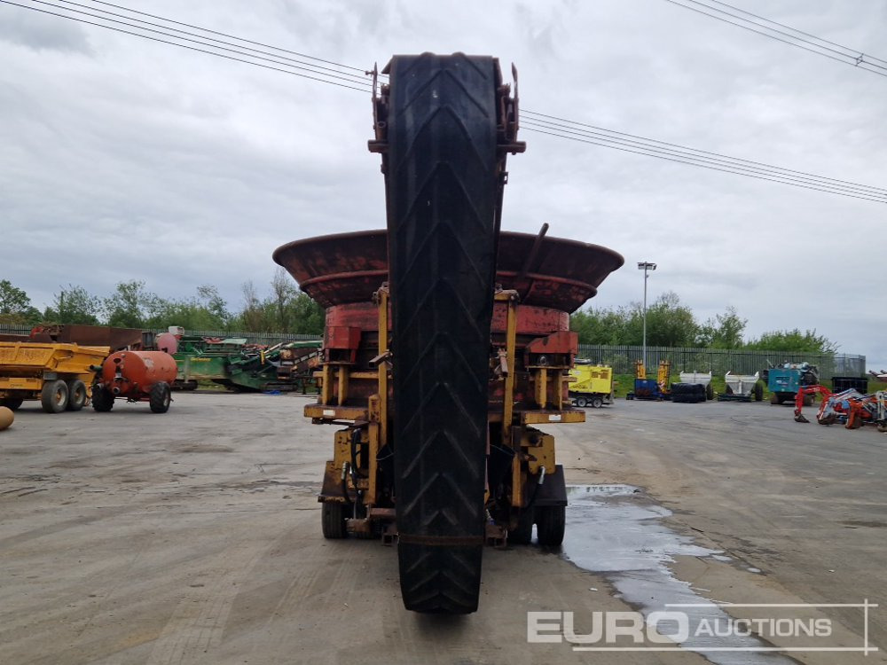 DuraTech Haybuster HD10 Single Axle Draw Bar Wood Shredder, CAT 3306 Engine - Máy nghiền rác: hình 4 DuraTech Haybuster HD10 Single Axle Draw Bar Wood Shredder, CAT 3306 Engine - Máy nghiền rác: hình 4