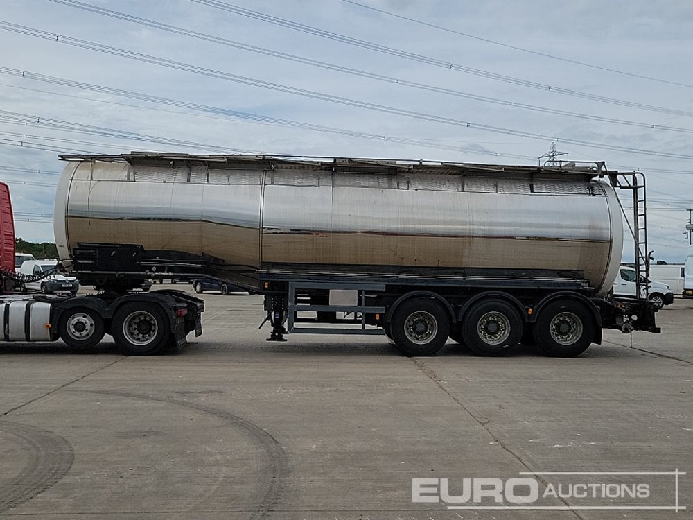 Fruehauf Tri Axle Tanker Trailer - Sơ mi rơ moóc bồn: hình 2 Fruehauf Tri Axle Tanker Trailer - Sơ mi rơ moóc bồn: hình 2