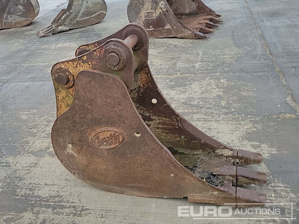 Geith 18" Digging Bucket 65mm Pin to suit 13 Ton Excavator - Gầu: hình 4 Geith 18" Digging Bucket 65mm Pin to suit 13 Ton Excavator - Gầu: hình 4