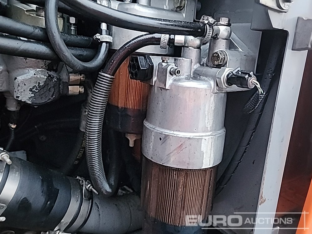 Máy xúc bánh xích Hitachi ZX210LC-3: hình 43 Máy xúc bánh xích Hitachi ZX210LC-3: hình 43