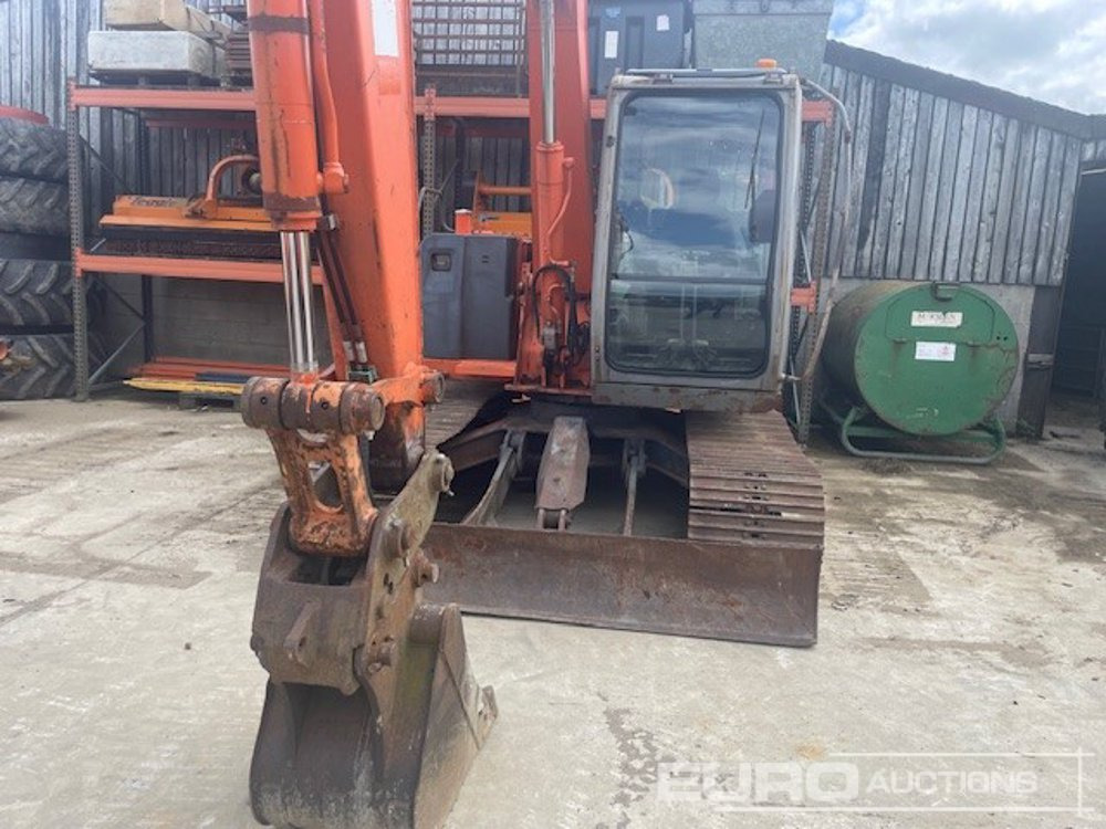 Hitachi ZX70 - Máy xúc mini: hình 1 Hitachi ZX70 - Máy xúc mini: hình 1