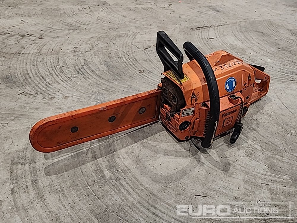 Husqvarna Petrol Chansaw - Trang thiết bị xưởng: hình 1 Husqvarna Petrol Chansaw - Trang thiết bị xưởng: hình 1