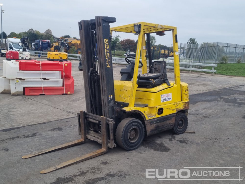 Hyster Diesel Forklift, 3 Stage Free Lift Mast, Side Shift, Forks (Runs, Slow Drive) - Xe nâng: hình 1 Hyster Diesel Forklift, 3 Stage Free Lift Mast, Side Shift, Forks (Runs, Slow Drive) - Xe nâng: hình 1