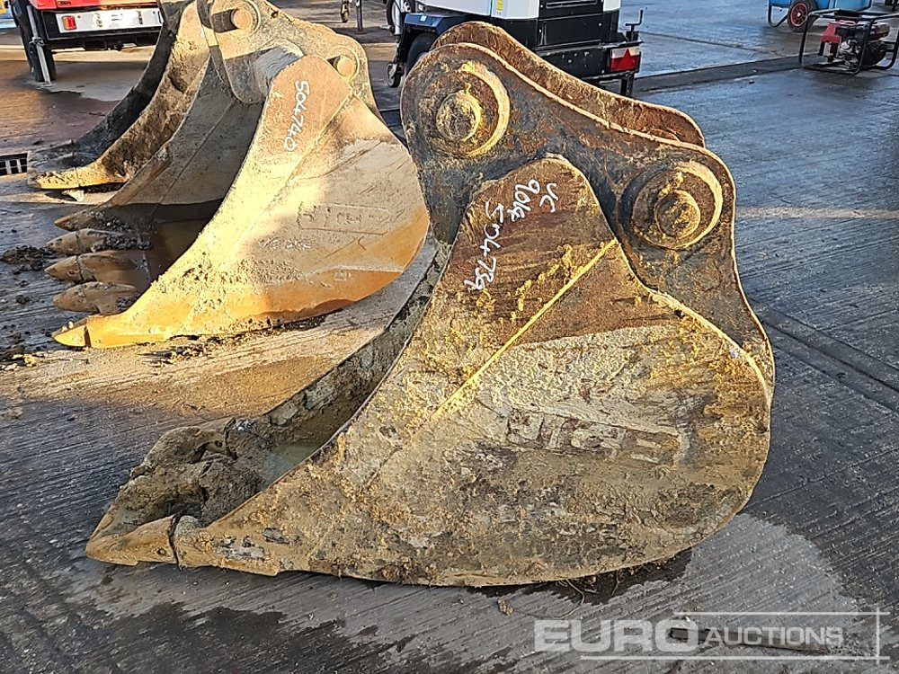 JCB 18" Digging Bucket 65mm Pin to suit 13 Ton Excavator - Gầu: hình 2 JCB 18" Digging Bucket 65mm Pin to suit 13 Ton Excavator - Gầu: hình 2