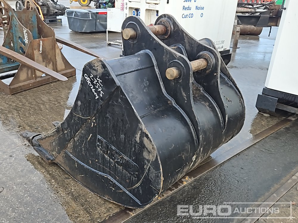 JCB 46" Digging Bucket 65mm Pin to suit 13 Ton Excavator - Gầu: hình 3 JCB 46" Digging Bucket 65mm Pin to suit 13 Ton Excavator - Gầu: hình 3