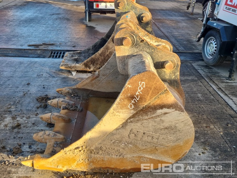 JCB 48" Digging Bucket 65mm Pin to suit 13 Ton Excavator - Gầu: hình 2 JCB 48" Digging Bucket 65mm Pin to suit 13 Ton Excavator - Gầu: hình 2