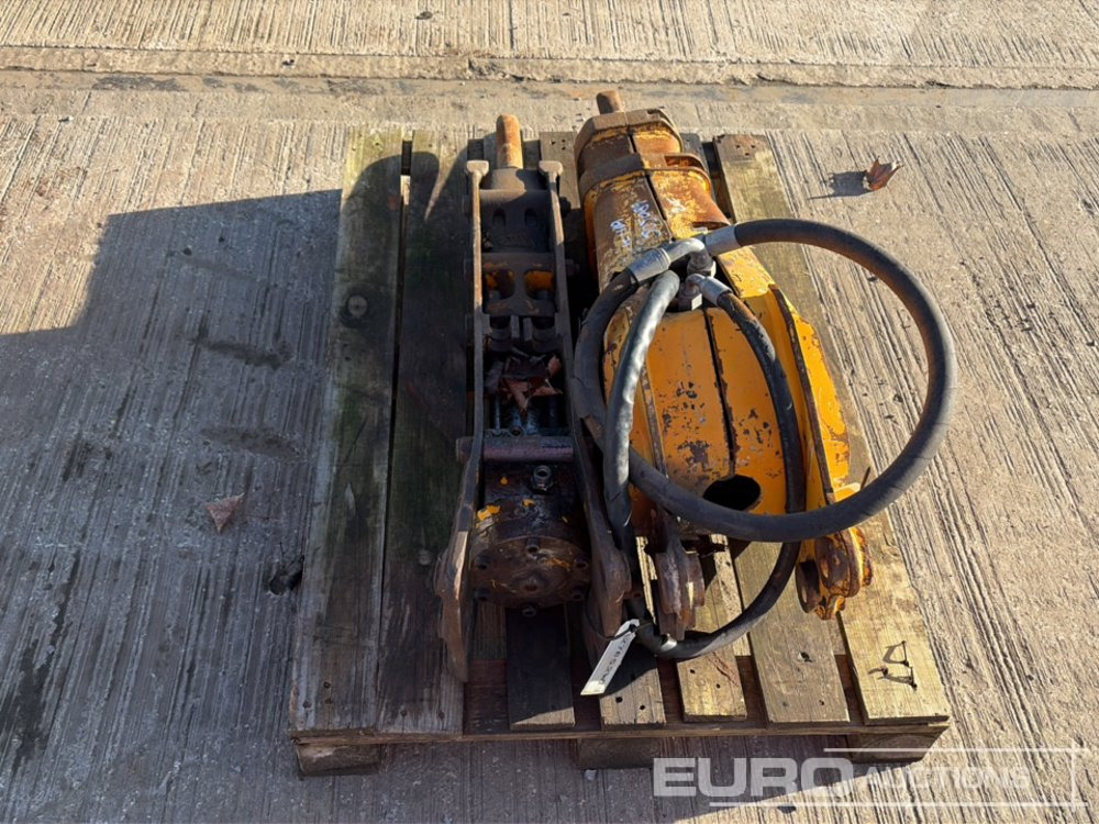 JCB Hydraulic Breaker 30-35mm Pin to suit Mini Excavator (2 of) - Búa thủy lực: hình 4 JCB Hydraulic Breaker 30-35mm Pin to suit Mini Excavator (2 of) - Búa thủy lực: hình 4