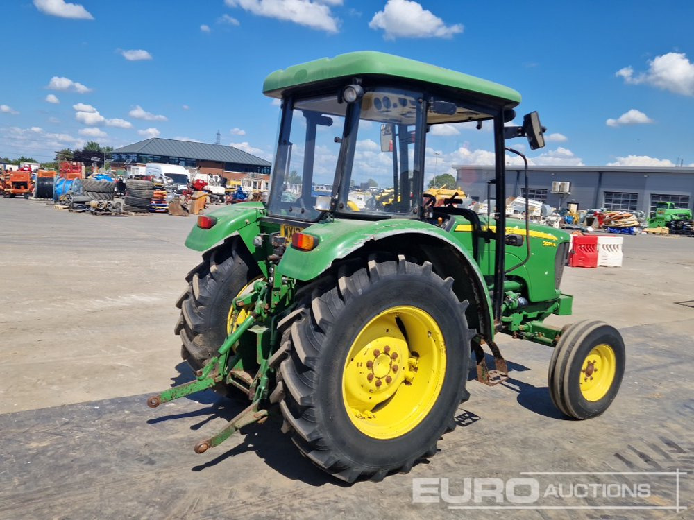 John Deere 5055E - Máy cày: hình 5 John Deere 5055E - Máy cày: hình 5
