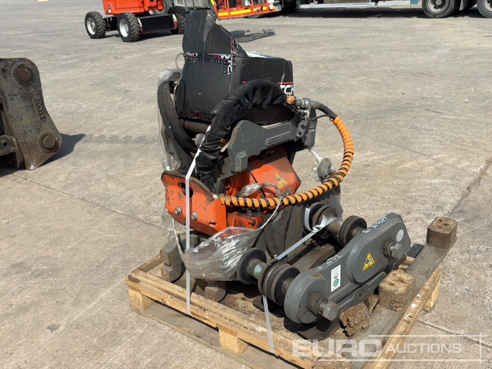 Kinshofer TR14-CSP Hydraulic Tilt Rotator & Adaptor 65mm Pin to suit 13 Ton Excavator - Bộ ghép nhanh: hình 4 Kinshofer TR14-CSP Hydraulic Tilt Rotator & Adaptor 65mm Pin to suit 13 Ton Excavator - Bộ ghép nhanh: hình 4