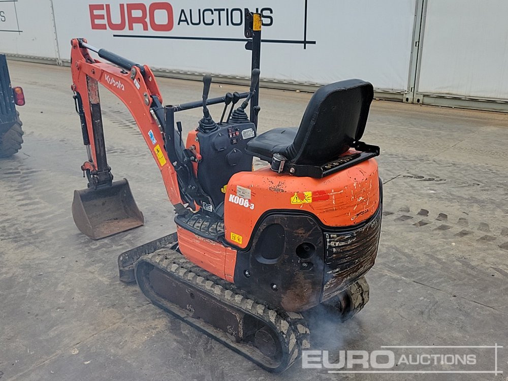 Kubota K008-3 - Máy xúc mini: hình 3 Kubota K008-3 - Máy xúc mini: hình 3
