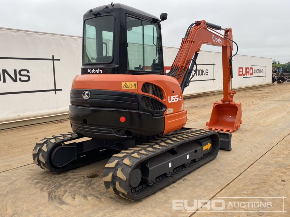 Kubota U55-4 - Máy xúc mini: hình 5 Kubota U55-4 - Máy xúc mini: hình 5