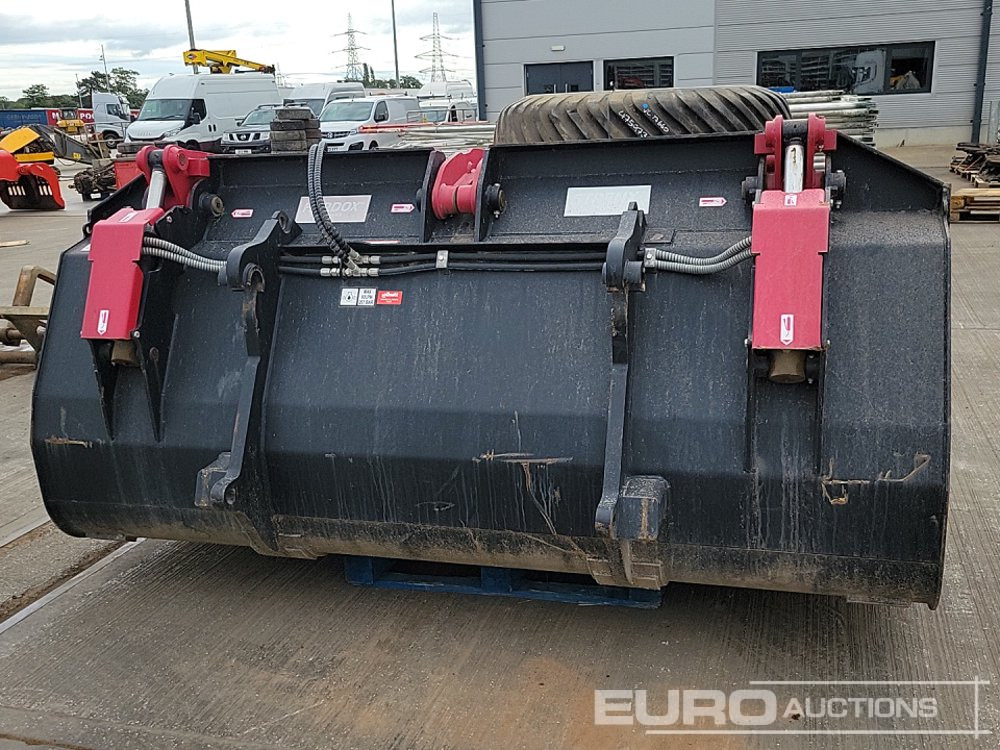 Lalbutt 104" Hydraulic Muck Grab to suit Telehandler - Gầu: hình 4 Lalbutt 104" Hydraulic Muck Grab to suit Telehandler - Gầu: hình 4