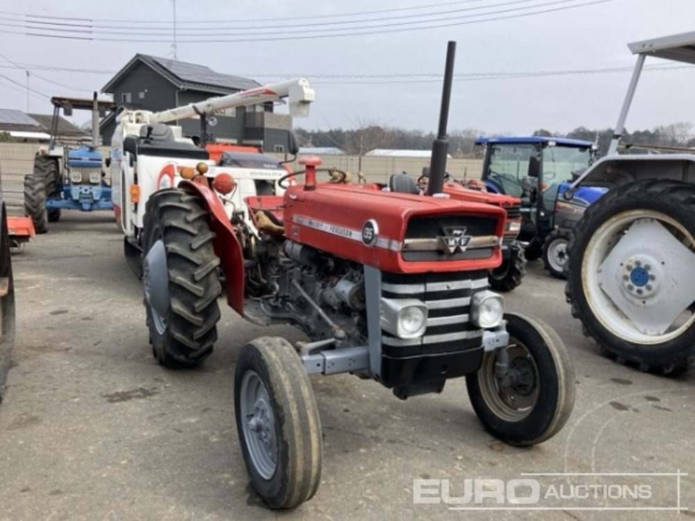 Massey Ferguson 135 - Máy cày: hình 2 Massey Ferguson 135 - Máy cày: hình 2