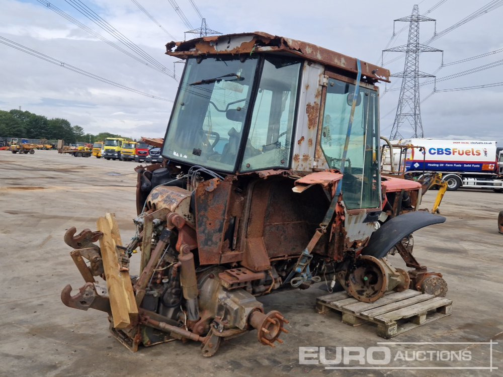 Massey Ferguson 4WD Tractor, 3 Spool Valve (Spares) - Máy cày: hình 5 Massey Ferguson 4WD Tractor, 3 Spool Valve (Spares) - Máy cày: hình 5