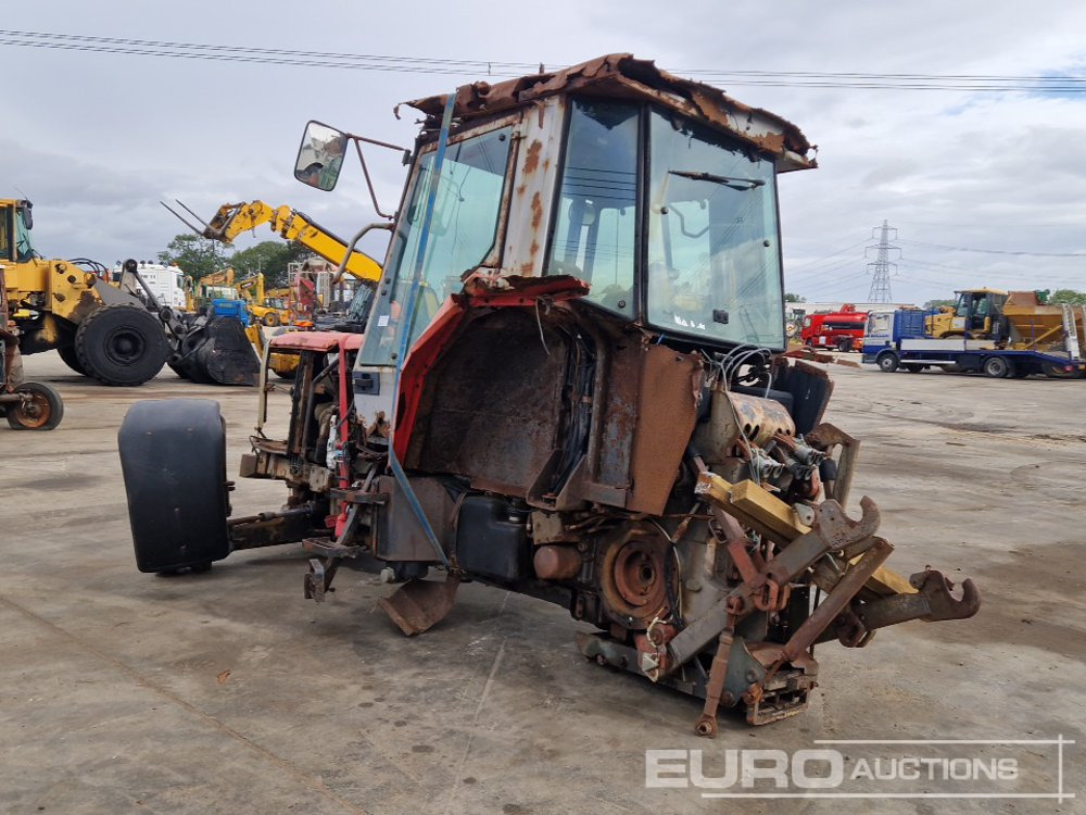 Massey Ferguson 4WD Tractor, 3 Spool Valve (Spares) - Máy cày: hình 3 Massey Ferguson 4WD Tractor, 3 Spool Valve (Spares) - Máy cày: hình 3