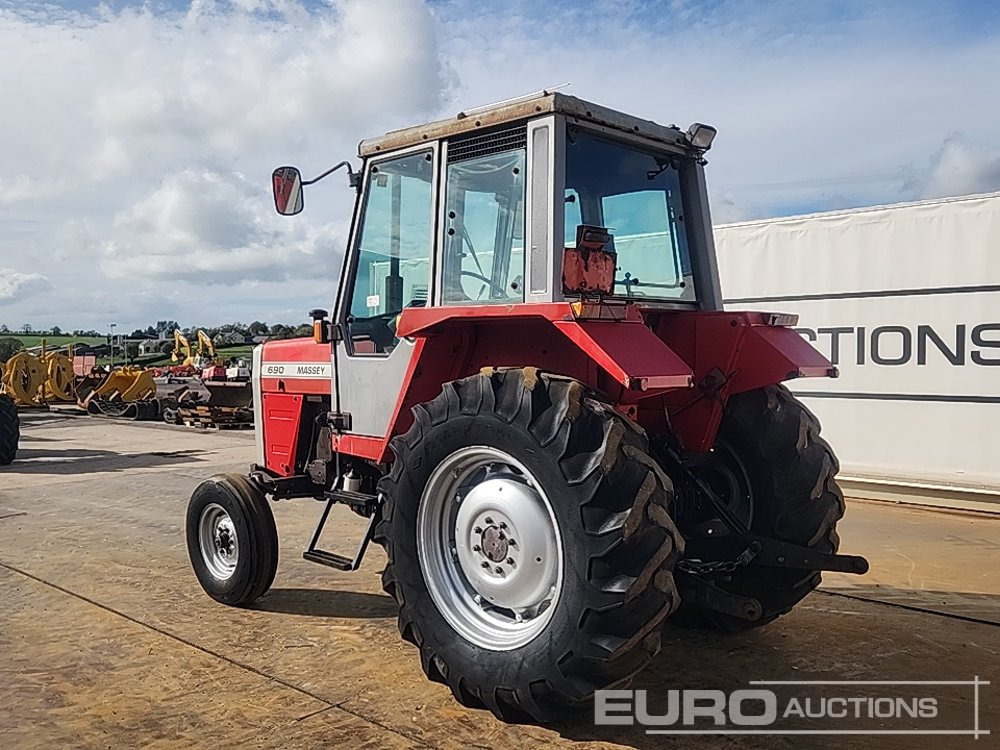 Massey Ferguson 690 - Máy cày: hình 3 Massey Ferguson 690 - Máy cày: hình 3