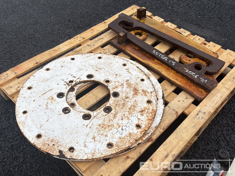 Bucket Brakets & Tractor Wheel Adaptors - Máy móc nông nghiệp: hình 5 Bucket Brakets & Tractor Wheel Adaptors - Máy móc nông nghiệp: hình 5