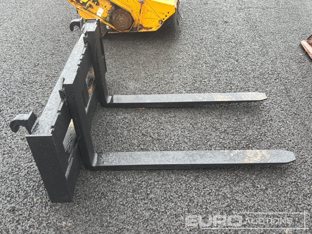 Unused Pallet Forks, Euro Brackets to suit Loader - Máy móc nông nghiệp: hình 2 Unused Pallet Forks, Euro Brackets to suit Loader - Máy móc nông nghiệp: hình 2