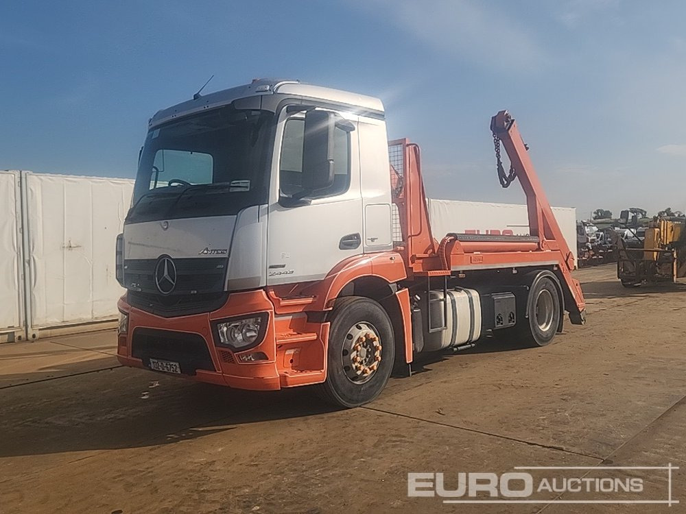 Mercedes Antos 2443 - Xe tải chở thùng nhỏ: hình 1 Mercedes Antos 2443 - Xe tải chở thùng nhỏ: hình 1