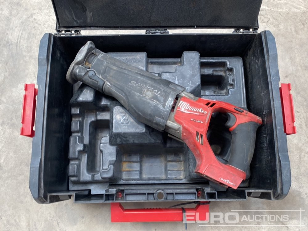 Milwaukee M18 ONESX 18 Volt Recip Saw (Body & Case Only) - Trang thiết bị xây dựng: hình 5 Milwaukee M18 ONESX 18 Volt Recip Saw (Body & Case Only) - Trang thiết bị xây dựng: hình 5