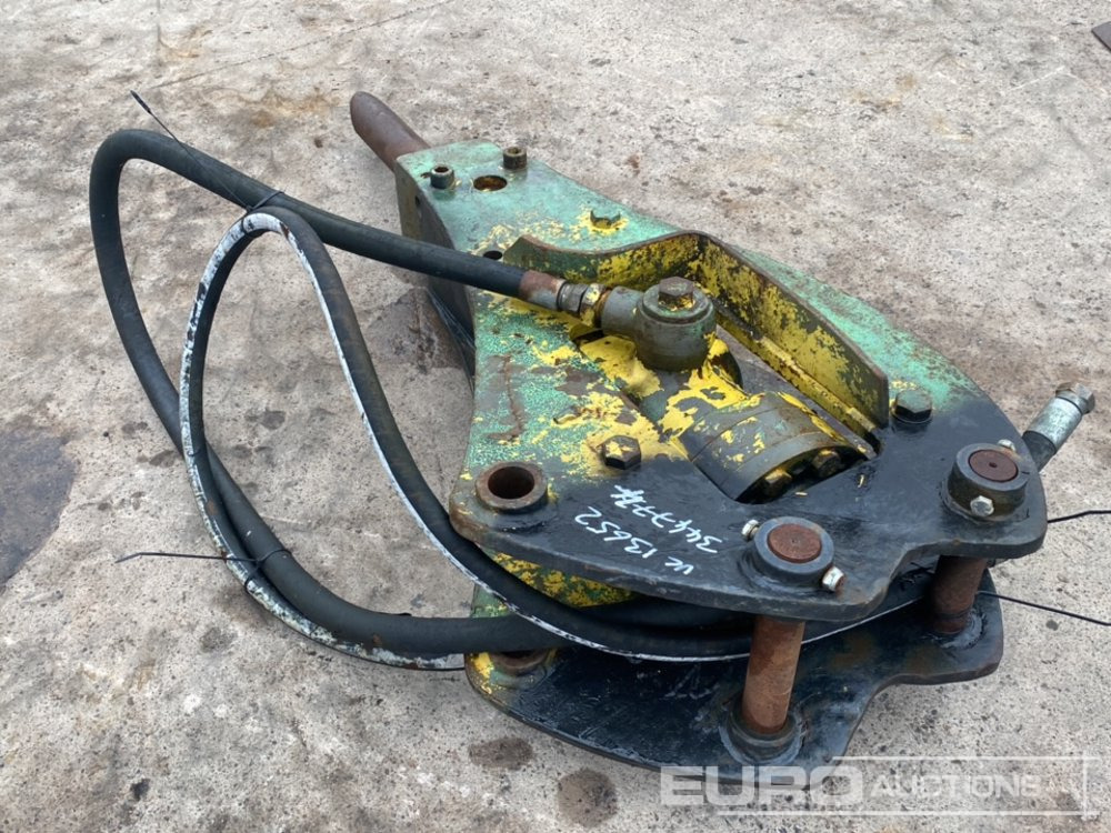 Montabert 501 - Búa thủy lực: hình 4 Montabert 501 - Búa thủy lực: hình 4