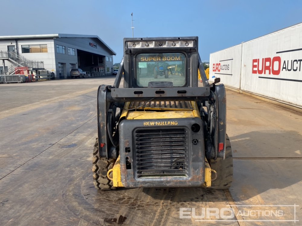 New Holland L160 - Máy xúc lật đa năng: hình 4 New Holland L160 - Máy xúc lật đa năng: hình 4
