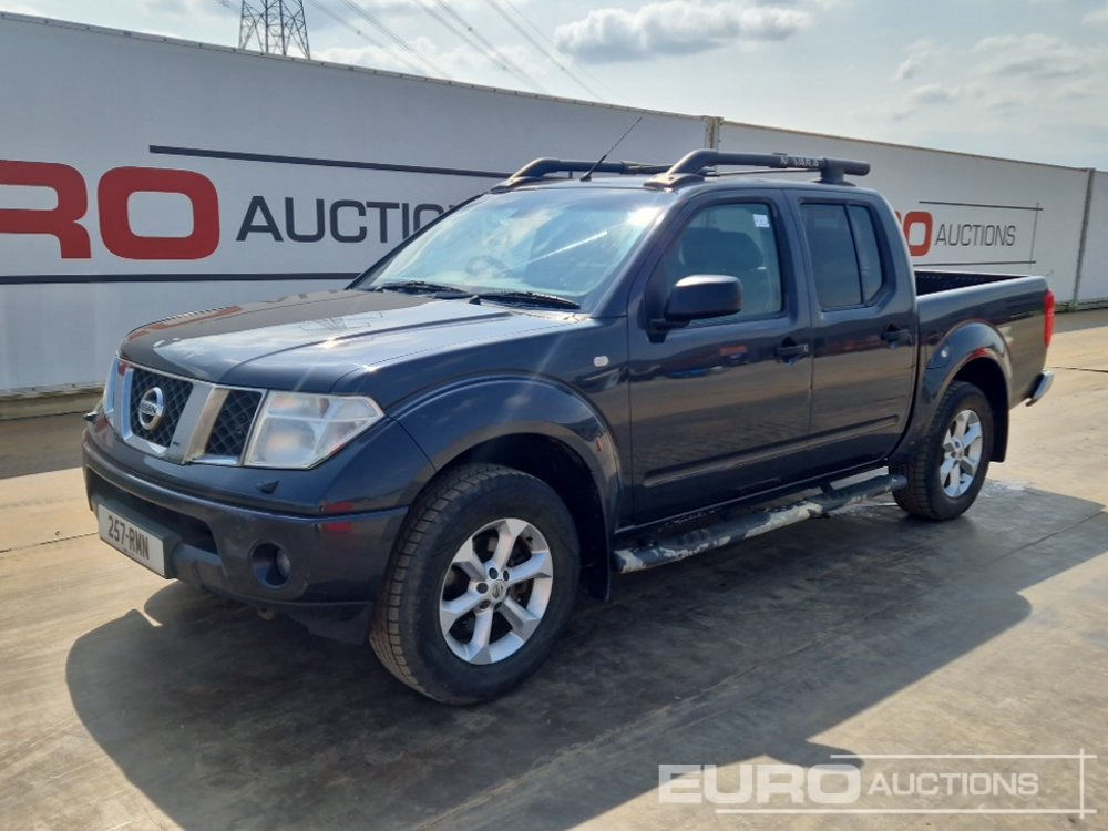 Nissan Navara Aventura - Xe bán tải: hình 1 Nissan Navara Aventura - Xe bán tải: hình 1