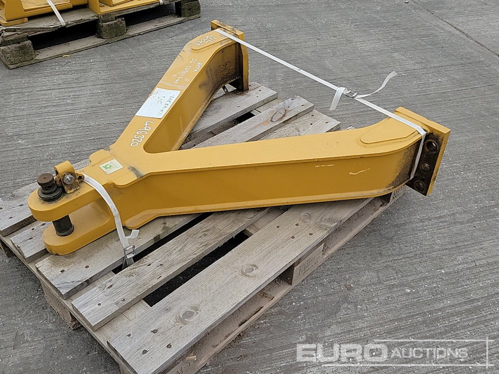 CAT Tow Bar to suit Dozer - Phụ tùng: hình 1 CAT Tow Bar to suit Dozer - Phụ tùng: hình 1