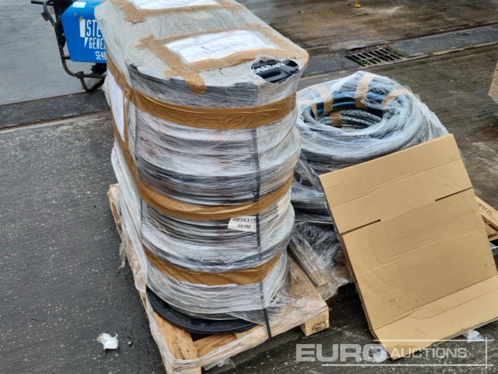 Hydraulic Hose (2 Pallets of) - Phụ tùng: hình 5 Hydraulic Hose (2 Pallets of) - Phụ tùng: hình 5