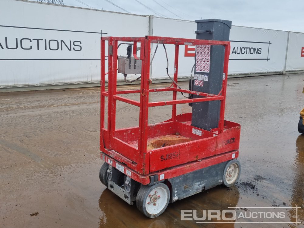 SkyJack SJ16 - Nền bục trên không: hình 1 SkyJack SJ16 - Nền bục trên không: hình 1