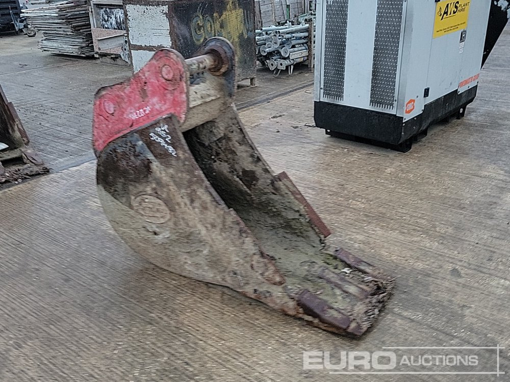 Strickland 18" Digging Bucket 65mm Pin to suit 13 Ton Excavator - Gầu: hình 3 Strickland 18" Digging Bucket 65mm Pin to suit 13 Ton Excavator - Gầu: hình 3