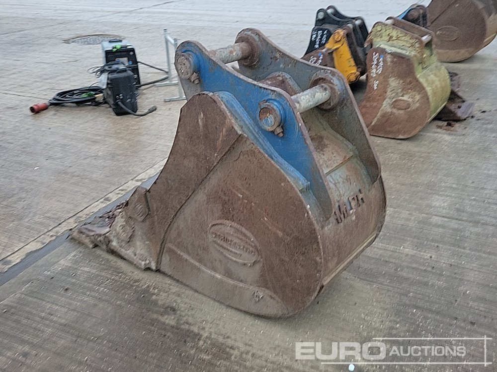 Strickland 24" Digging Bucket 65mm Pin to suit 13 Ton Excavator - Gầu: hình 5 Strickland 24" Digging Bucket 65mm Pin to suit 13 Ton Excavator - Gầu: hình 5