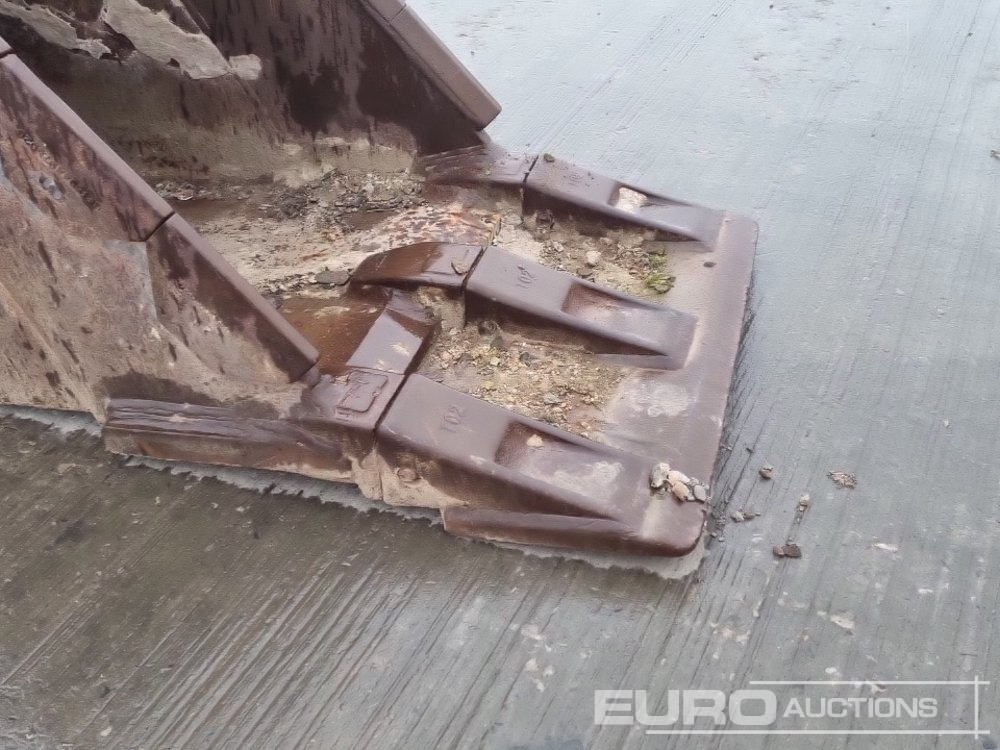 Gầu Strickland 24" Digging Bucket 80mm Pin to suit 20 Ton Excavator: hình 10